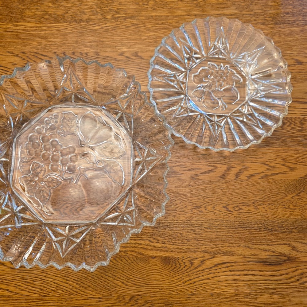 Vintage Clear Pressed Glass Fruit Bowl Plate Set Grapes Pears Scalloped Edge 2pc
